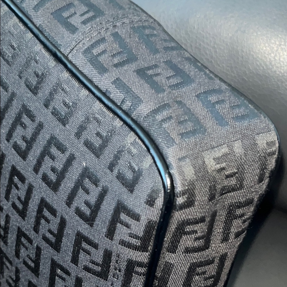 Fendi Black Monogram Bag Unisex - Picture 10 of 16